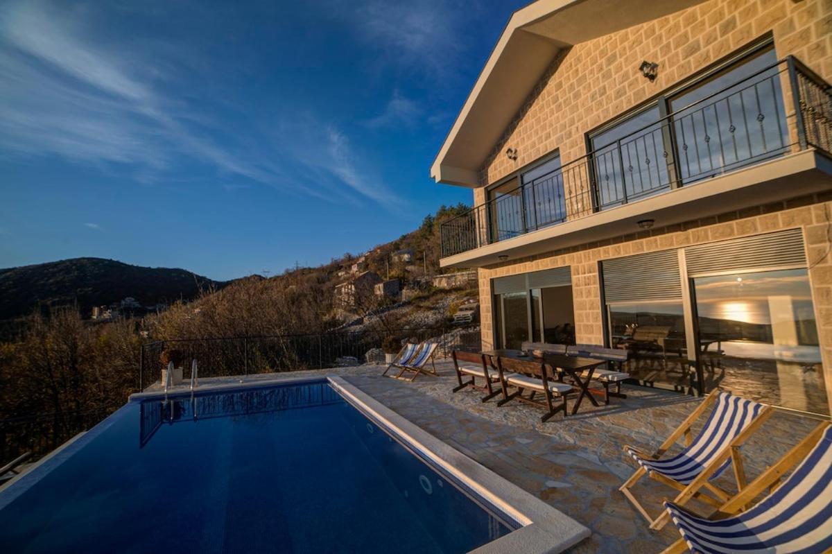 Villa Jelena With Private Pool - Lapcici Budva Bagian luar foto