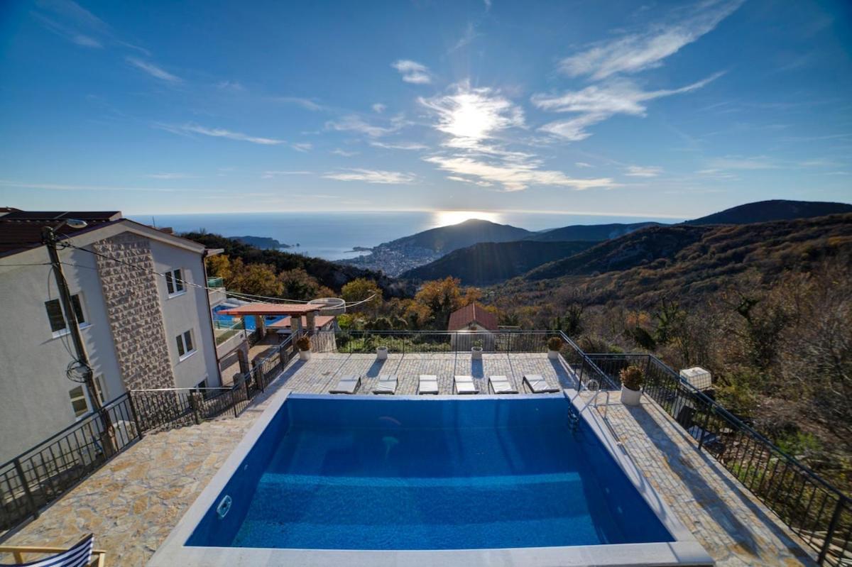 Villa Jelena With Private Pool - Lapcici Budva Bagian luar foto